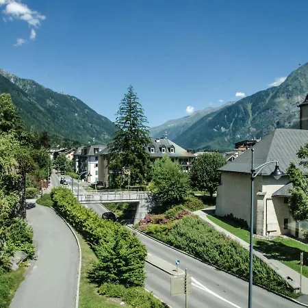 Inviting Apartment In Chamonix With Mountain View 아파트