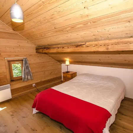 Inviting Apartment In Chamonix With Mountain View 아파트 *